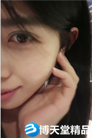 [国产剧情]清纯反差婊[橙子不甜]看似甜纯 居然叫胸毛男助阵啪啪