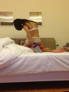 国产系列梓琳第1部 酒店与红色内裤男缠绵 不停的叫着“我要大鸡巴”