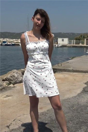 JacquieEtMichel-Melany Model.Living