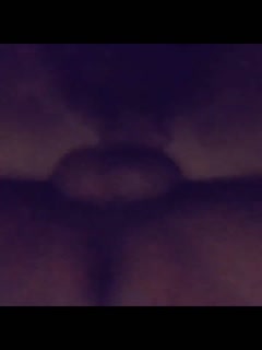 高颜值性感美女洛洛爆插贱狗，打桩机美妖 这样的速度你喜欢吗，妈妈喜欢贱狗 快来让妈妈插！