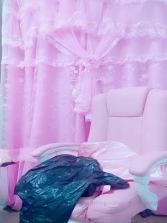 颜值不错粉嫩奶头妹子道具自慰 椅子上张开双腿按摩震动呻吟娇喘非常诱人 很是诱惑喜欢不要错过