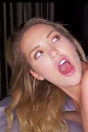 Malkova-人妻异地出轨_[黑白配，丰臀]