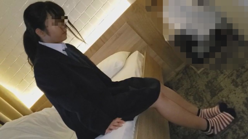 FC2PPV-1327117 [個撮]県立普通科①新入生。おさがりの制服を着て