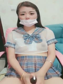 小可爱平台[原卡哇伊]漂亮美女主播陈小蜜1027自慰大秀穿着制服激情自慰十分诱人