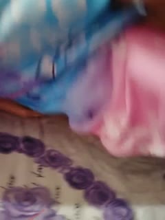 〖劲爆刺激〗禽兽弟弟迷操漂亮亲姐姐现场直播中... 姐姐突然醒了过来 弟弟吓懵逼了 迷操 乱乱 惊险刺激 [1]