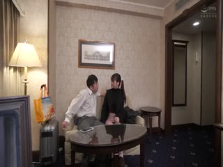 JUKF-036生活費を稼ぐためにアルバイトに精を出す美少女を口説いて生ハメ本番[現役JD]レンタル彼女第04集