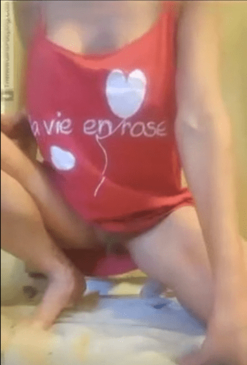 性感宝贝排出的大量硬